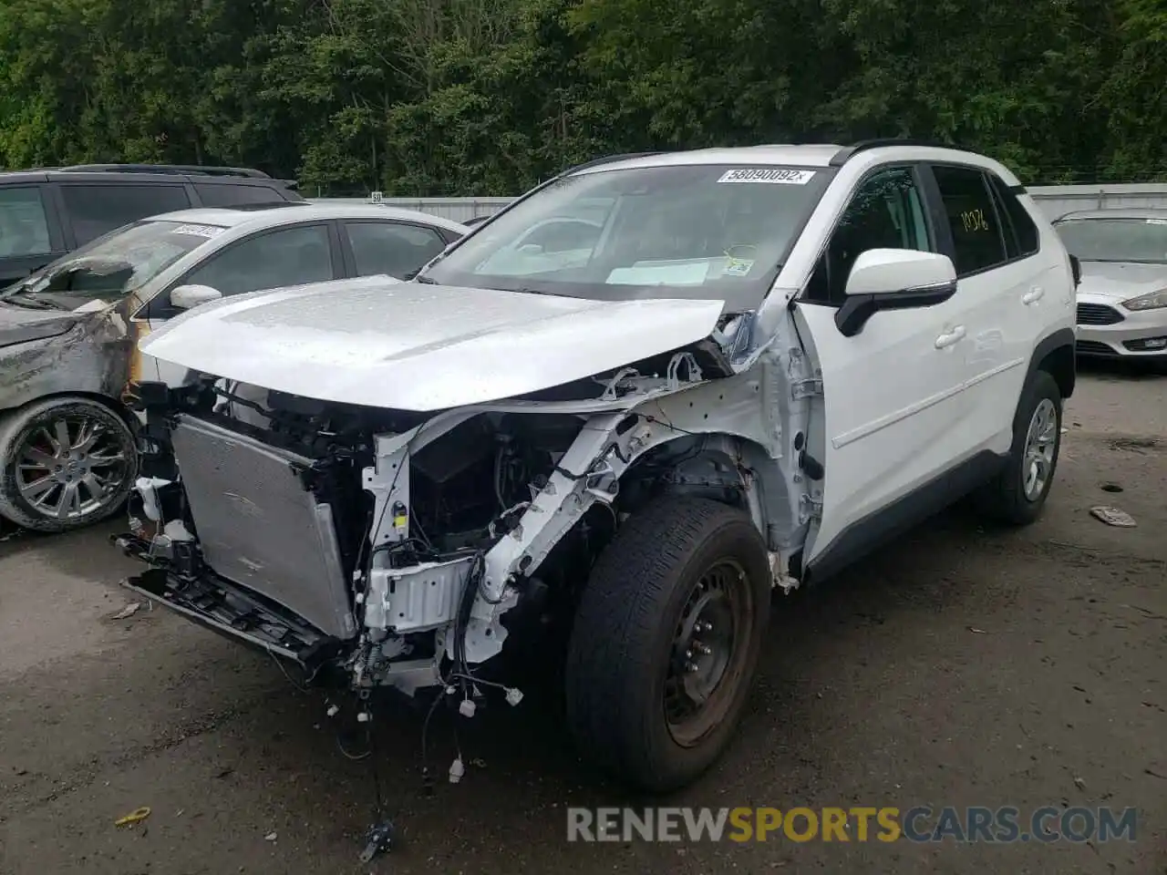 2 Photograph of a damaged car 2T3G1RFV5MW216169 TOYOTA RAV4 2021