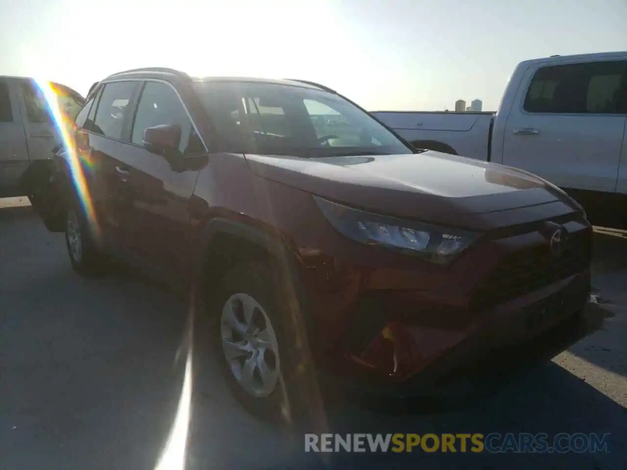 1 Photograph of a damaged car 2T3G1RFV5MW217466 TOYOTA RAV4 2021