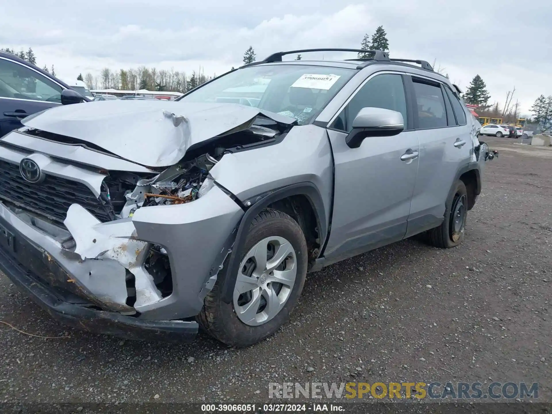 6 Photograph of a damaged car 2T3G1RFV6MC142746 TOYOTA RAV4 2021