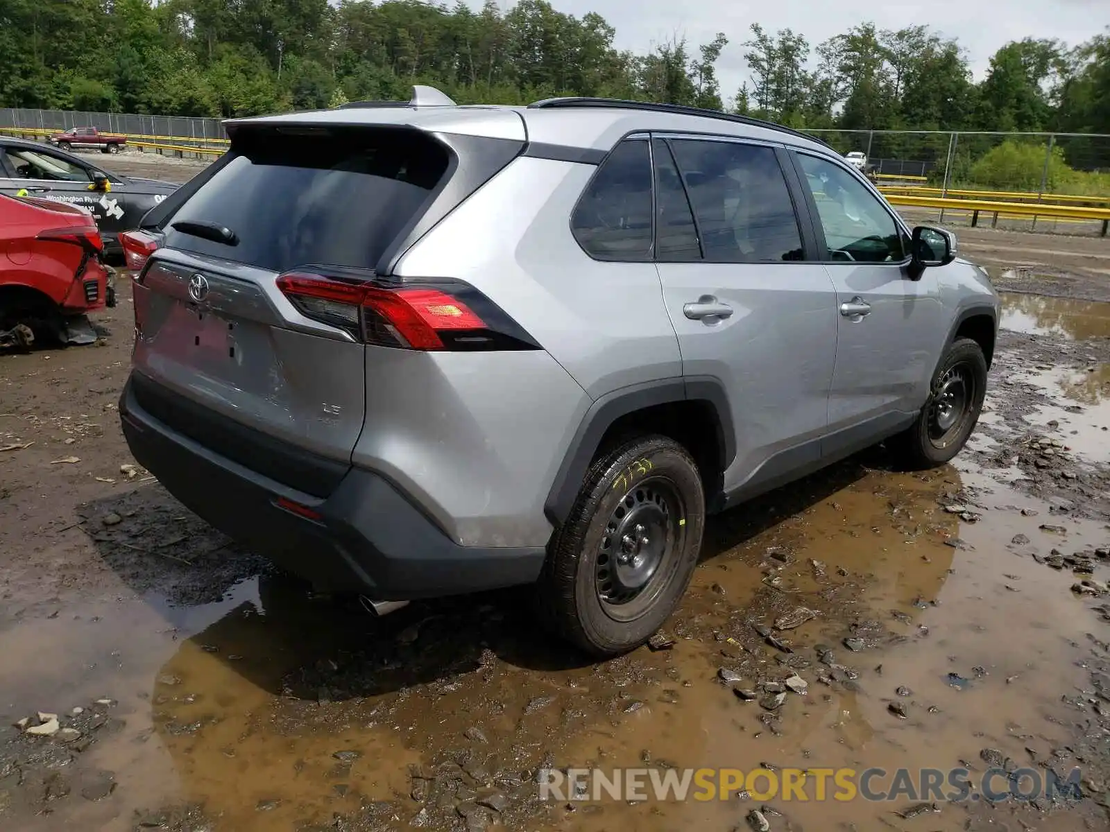 4 Photograph of a damaged car 2T3G1RFV6MC175231 TOYOTA RAV4 2021