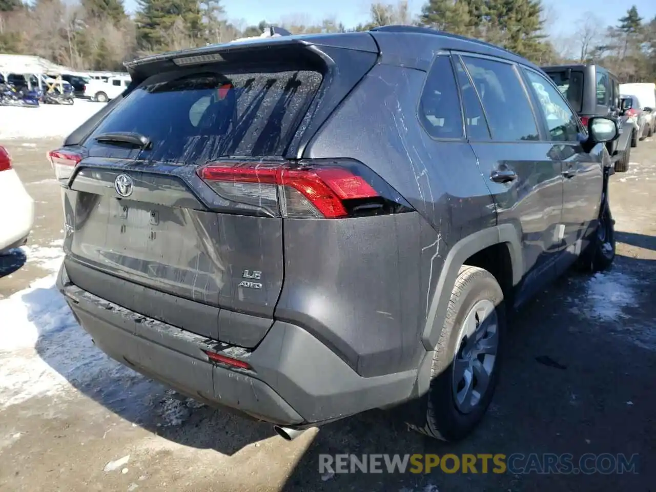 4 Photograph of a damaged car 2T3G1RFV6MC217882 TOYOTA RAV4 2021