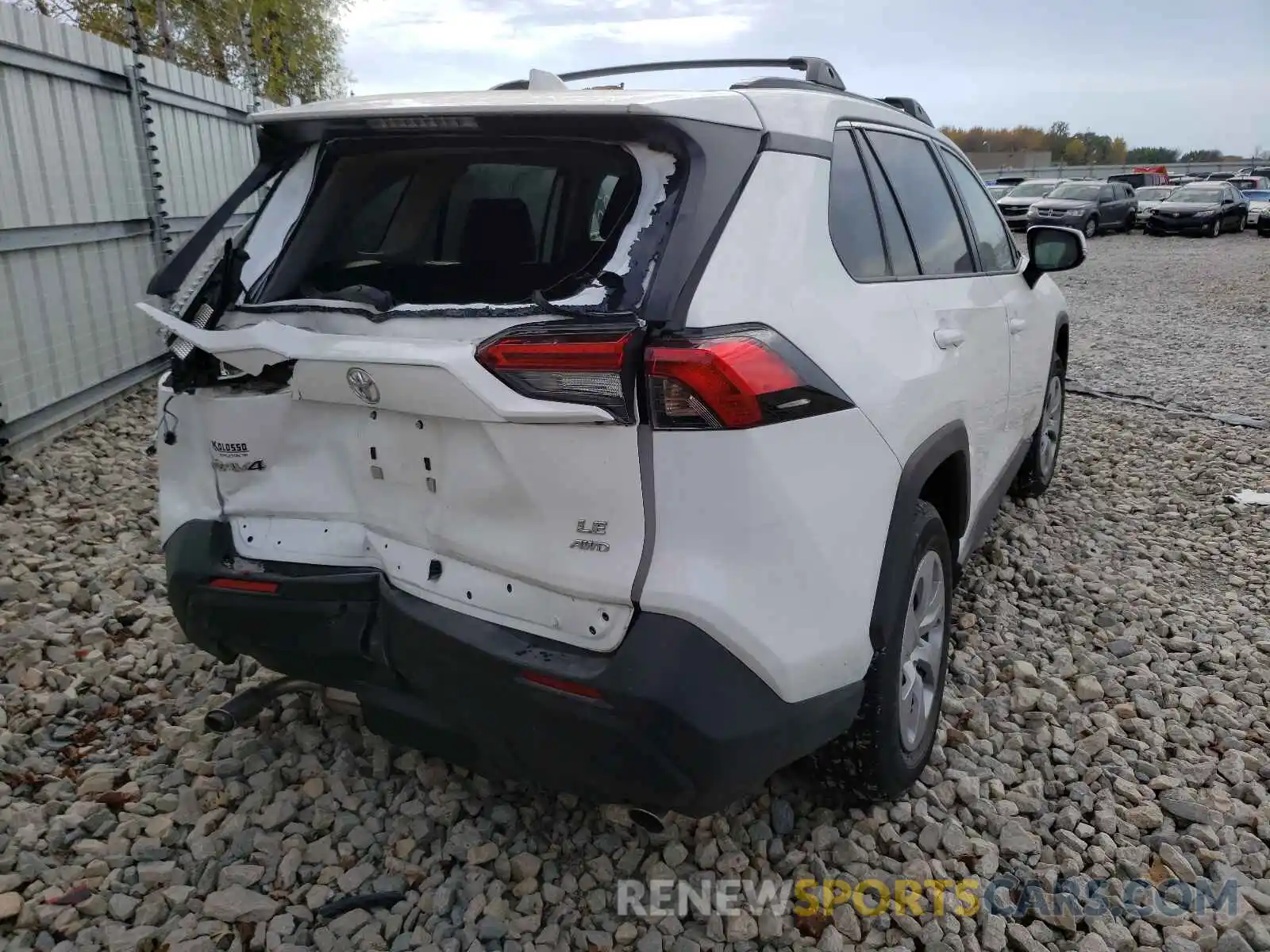 4 Photograph of a damaged car 2T3G1RFV6MW143314 TOYOTA RAV4 2021