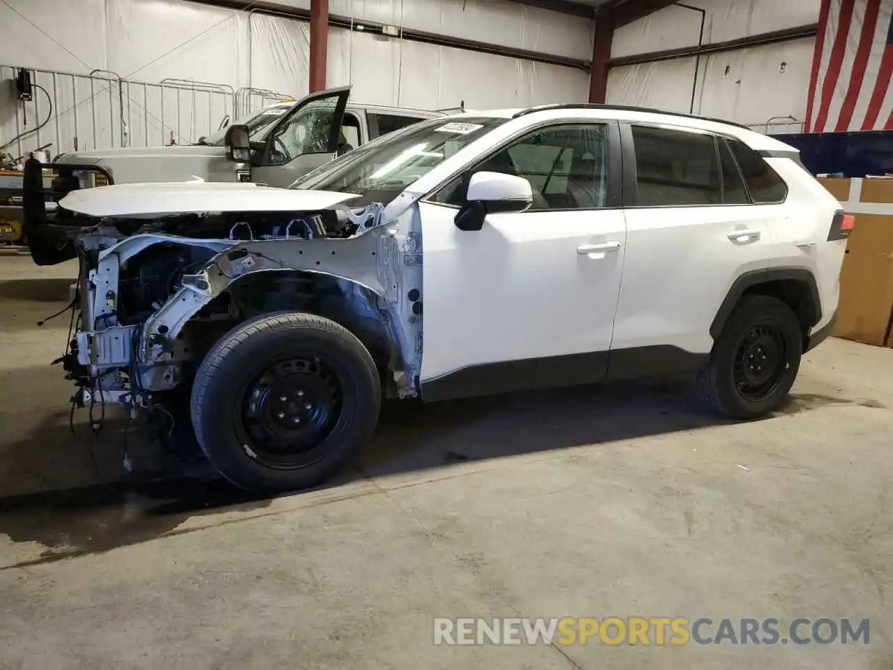 1 Photograph of a damaged car 2T3G1RFV7MC151004 TOYOTA RAV4 2021