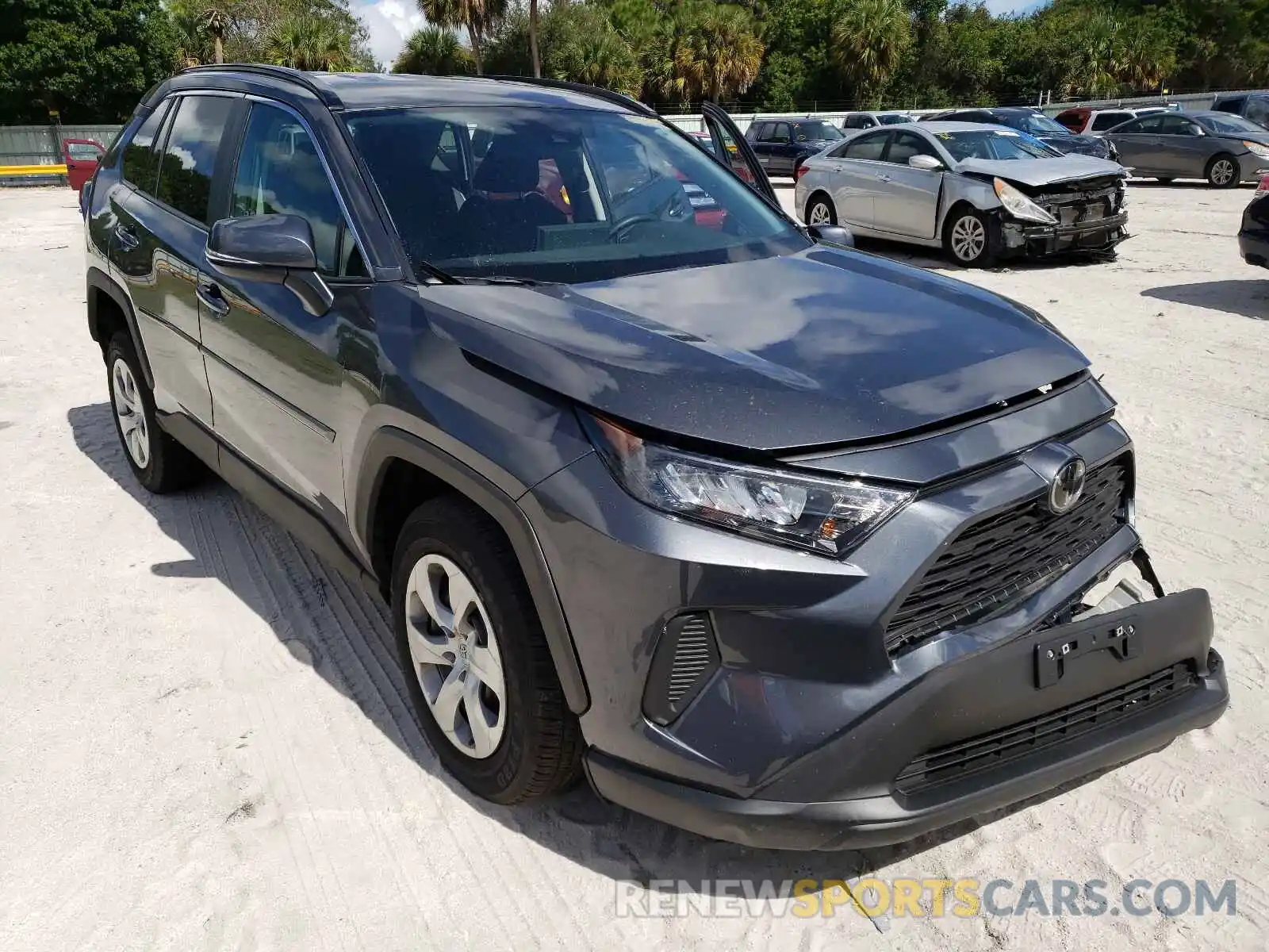 1 Photograph of a damaged car 2T3G1RFV7MW155391 TOYOTA RAV4 2021