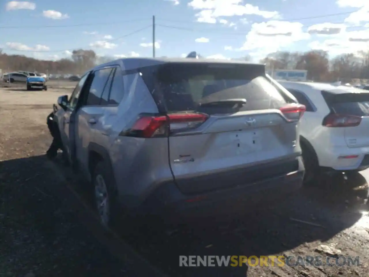 3 Photograph of a damaged car 2T3G1RFV7MW232308 TOYOTA RAV4 2021