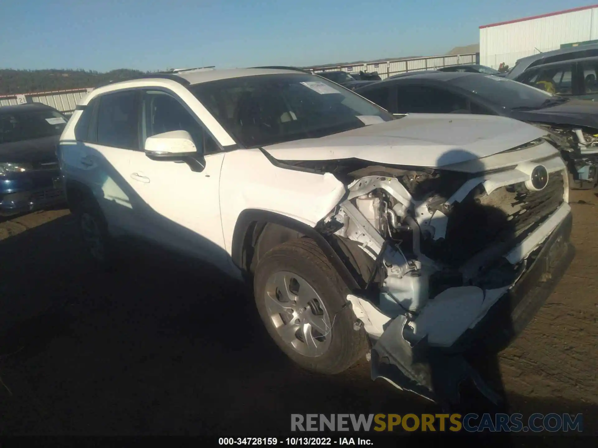 1 Photograph of a damaged car 2T3G1RFV8MC165154 TOYOTA RAV4 2021