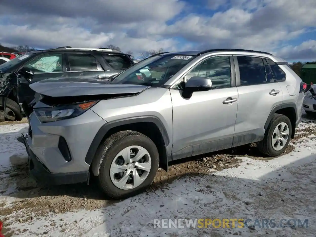 1 Photograph of a damaged car 2T3G1RFV8MC252729 TOYOTA RAV4 2021