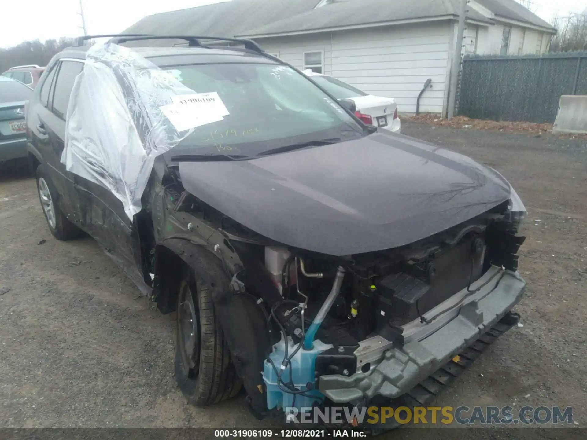 6 Photograph of a damaged car 2T3G1RFV9MC161632 TOYOTA RAV4 2021