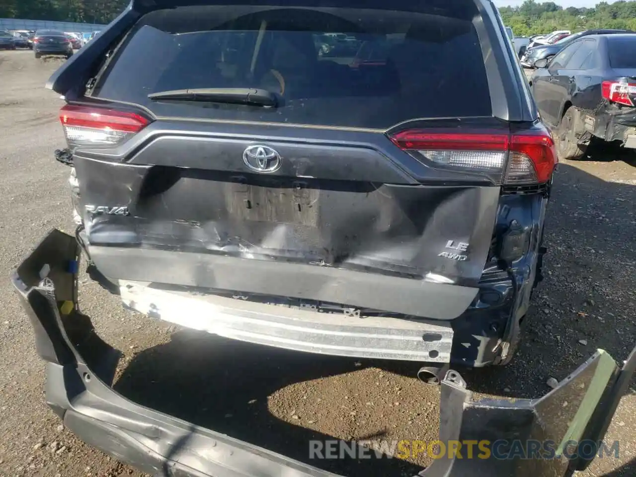 9 Photograph of a damaged car 2T3G1RFV9MC163459 TOYOTA RAV4 2021