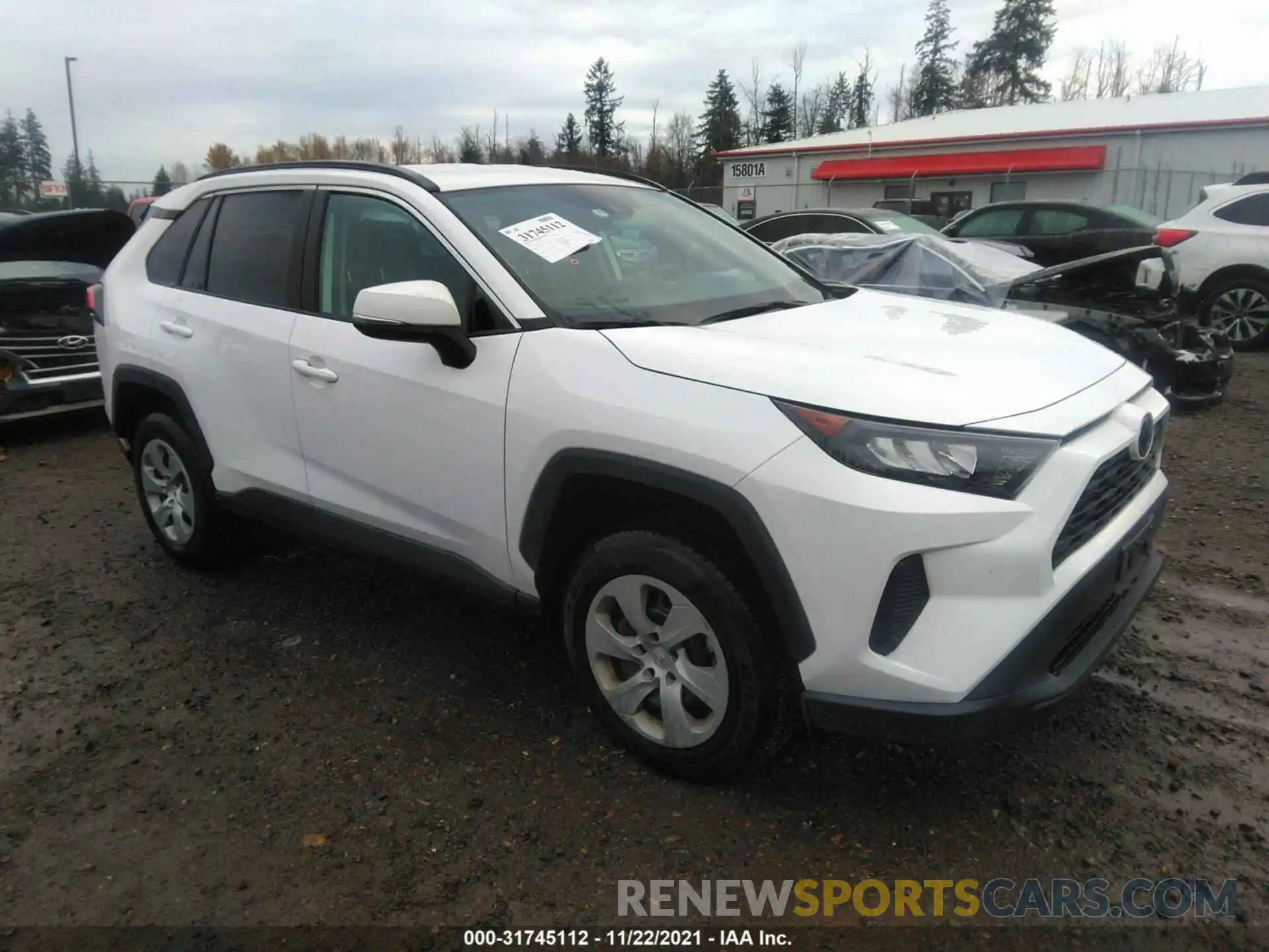 1 Photograph of a damaged car 2T3G1RFV9MC166037 TOYOTA RAV4 2021