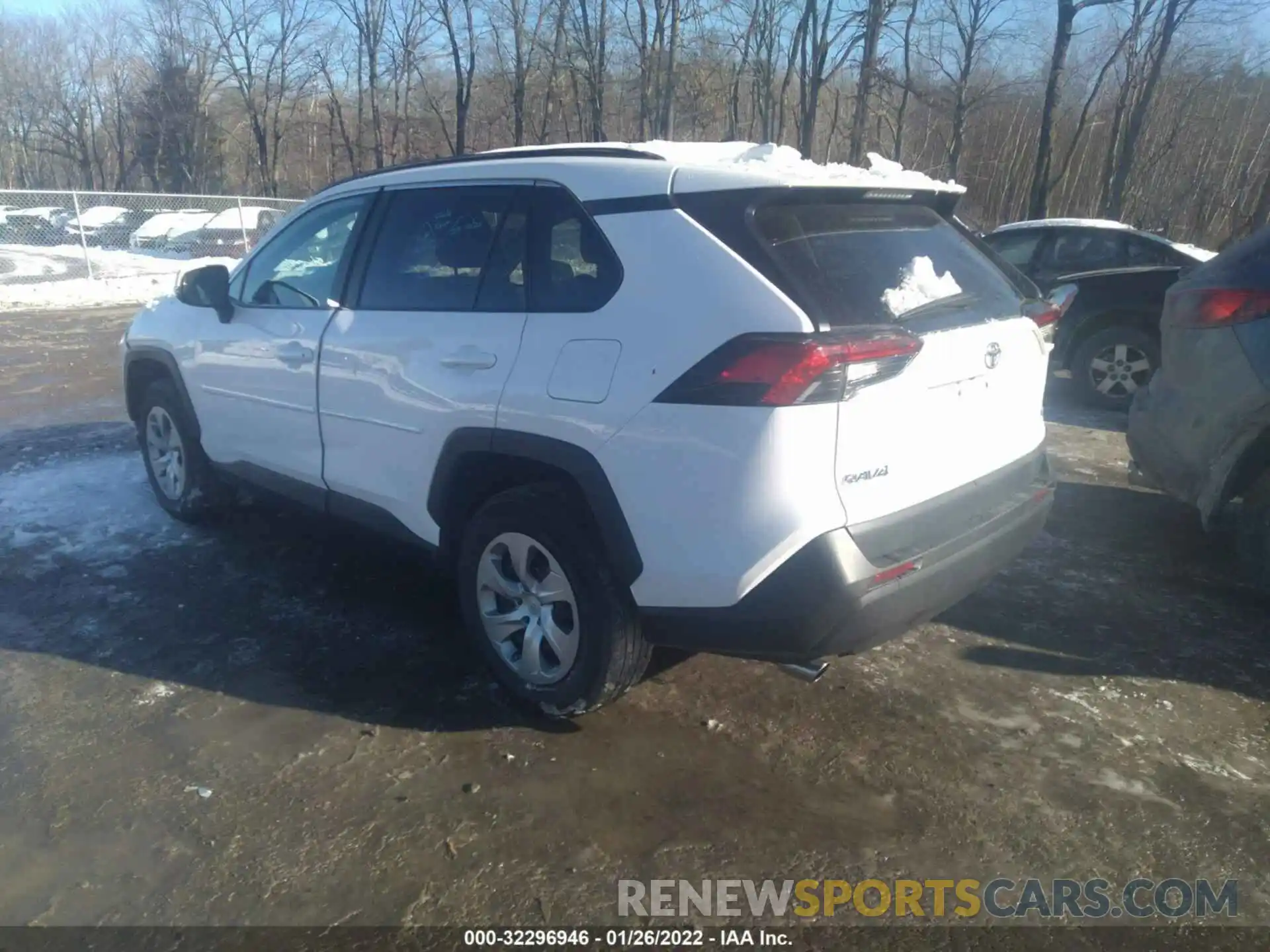 3 Photograph of a damaged car 2T3G1RFV9MC178060 TOYOTA RAV4 2021