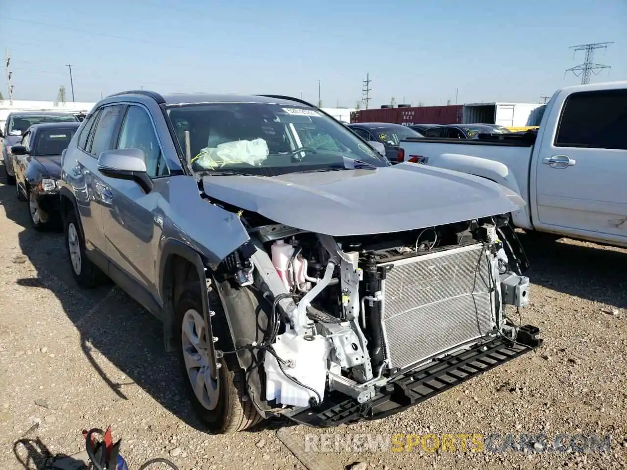 1 Photograph of a damaged car 2T3G1RFV9MC193383 TOYOTA RAV4 2021