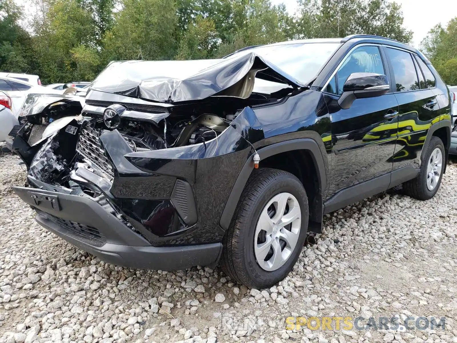 2 Photograph of a damaged car 2T3G1RFV9MC234983 TOYOTA RAV4 2021