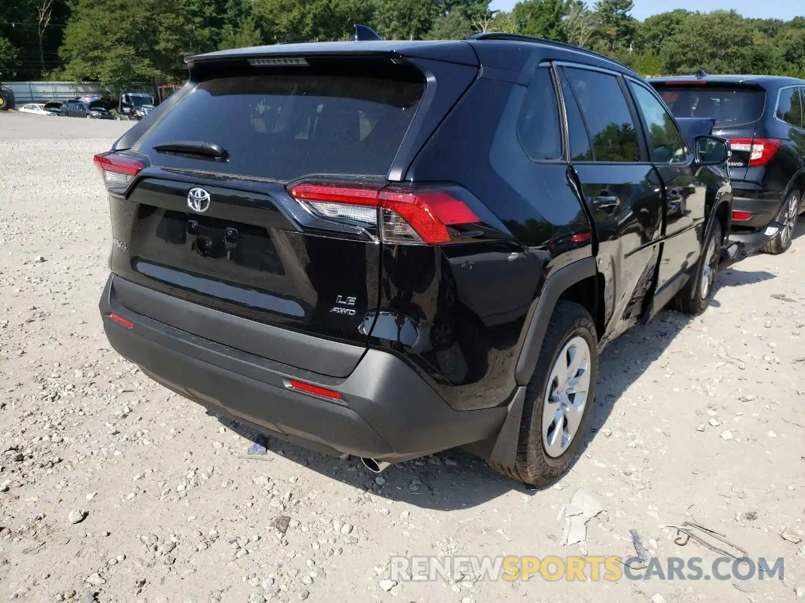 4 Photograph of a damaged car 2T3G1RFV9MC234983 TOYOTA RAV4 2021