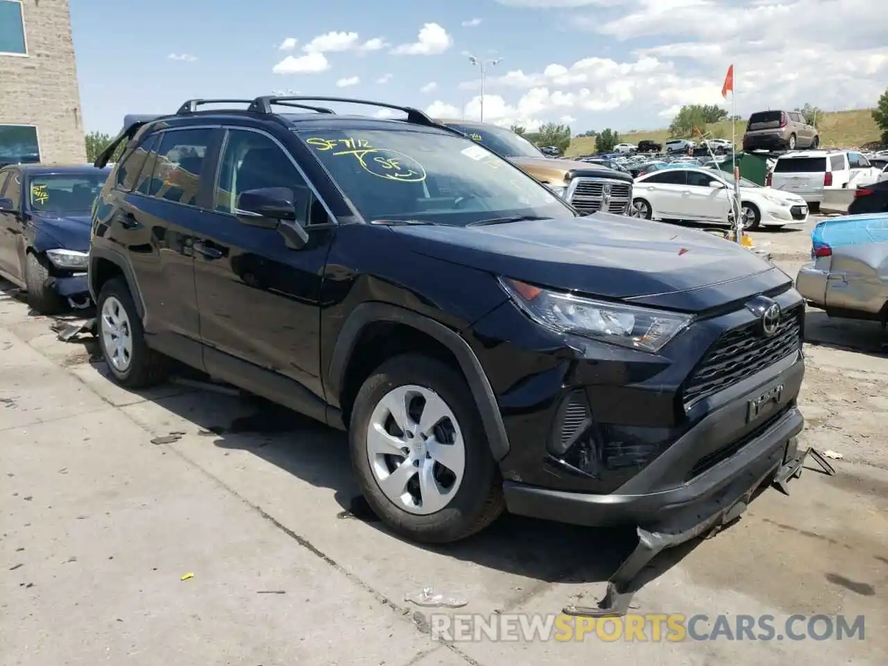 1 Фотография поврежденного автомобиля 2T3G1RFV9MC247605 TOYOTA RAV4 2021