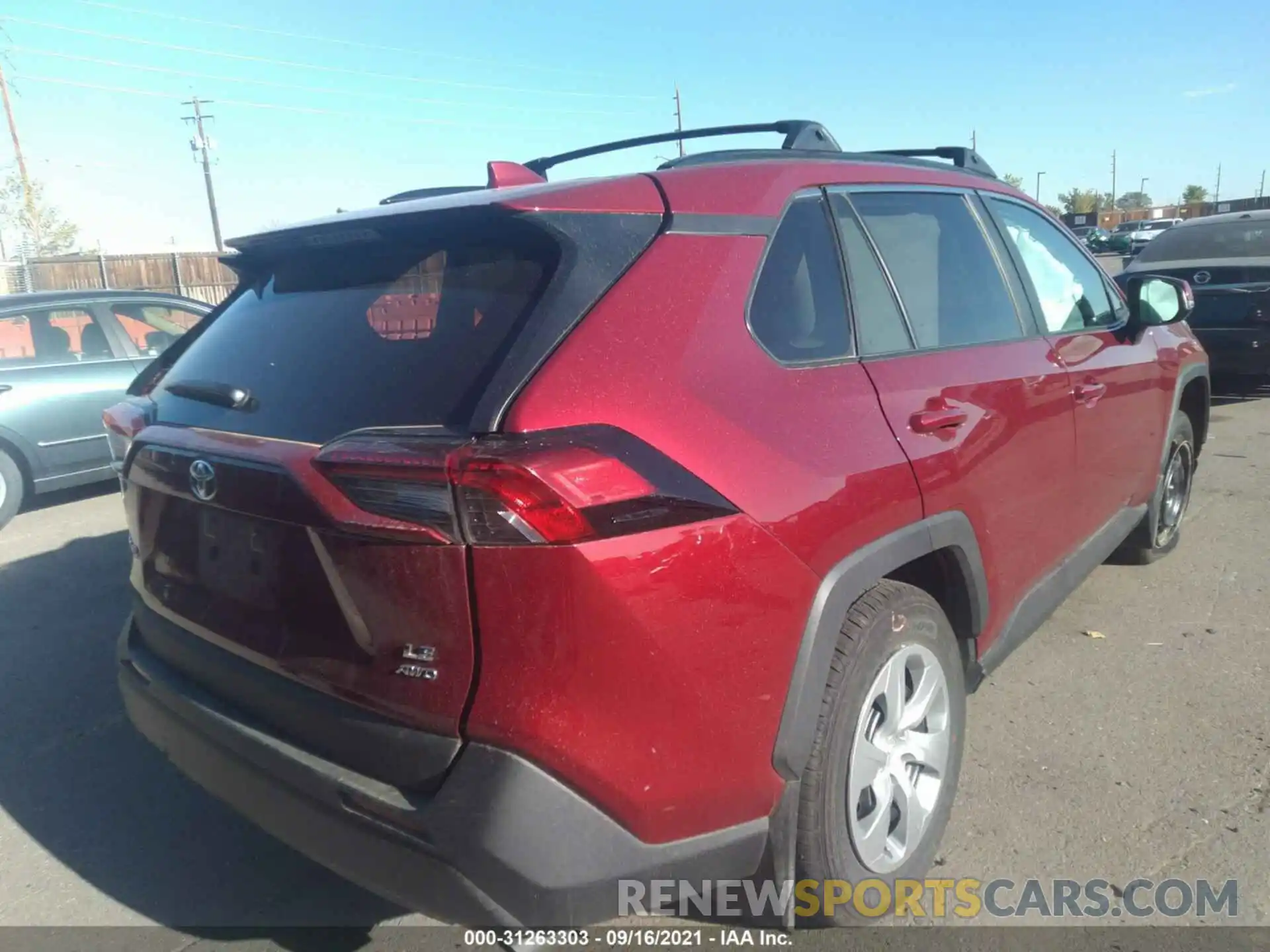 4 Photograph of a damaged car 2T3G1RFV9MW166957 TOYOTA RAV4 2021