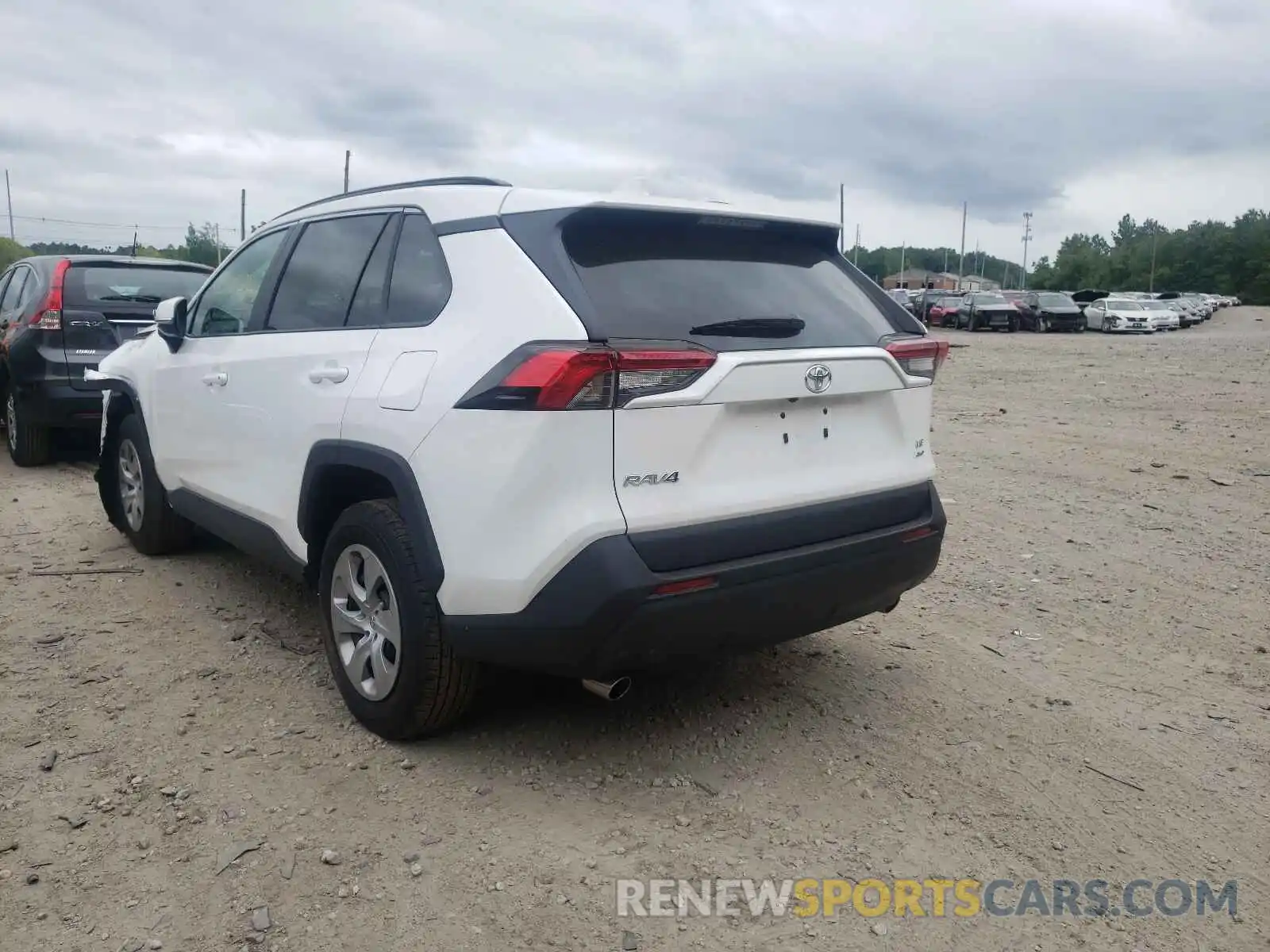 3 Photograph of a damaged car 2T3G1RFVXMC175457 TOYOTA RAV4 2021