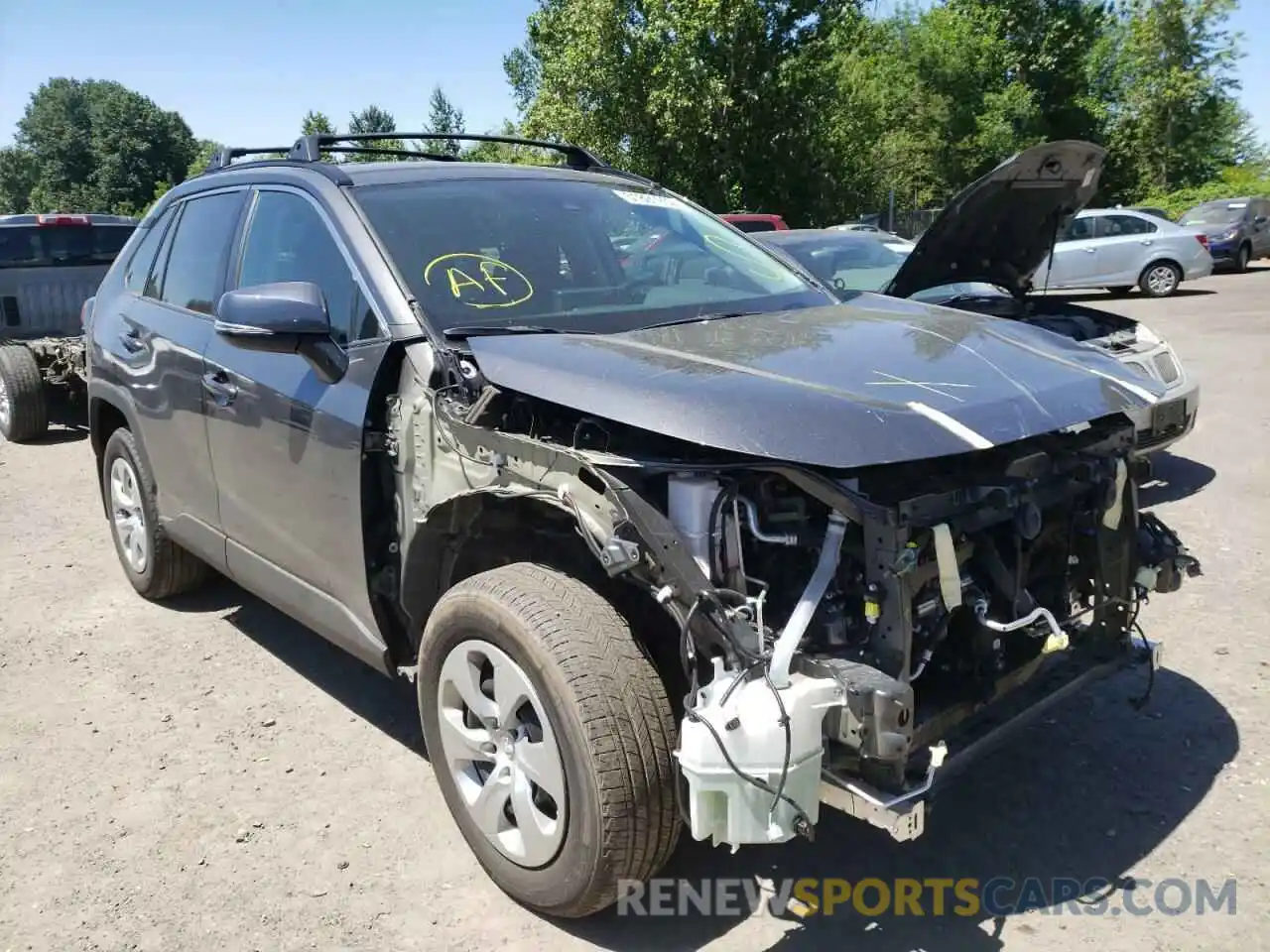 1 Photograph of a damaged car 2T3G1RFVXMC190962 TOYOTA RAV4 2021