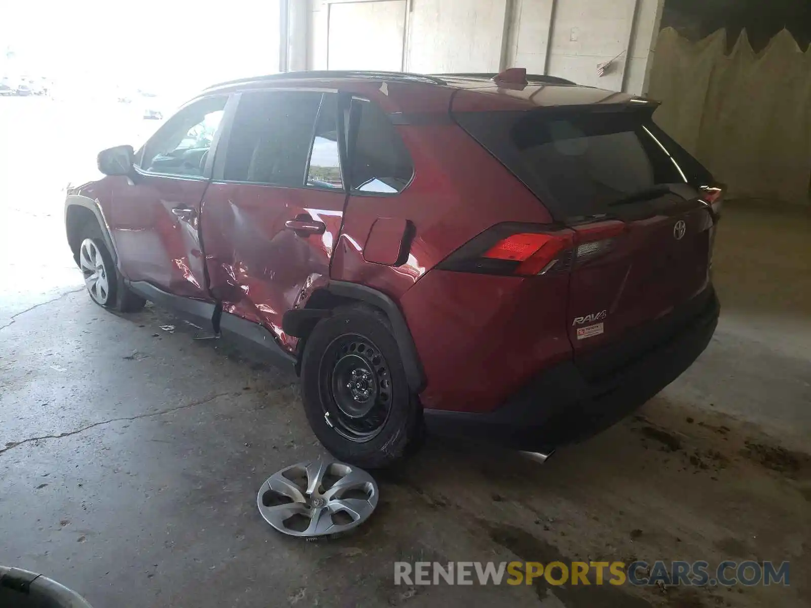 3 Photograph of a damaged car 2T3G1RFVXMW182603 TOYOTA RAV4 2021