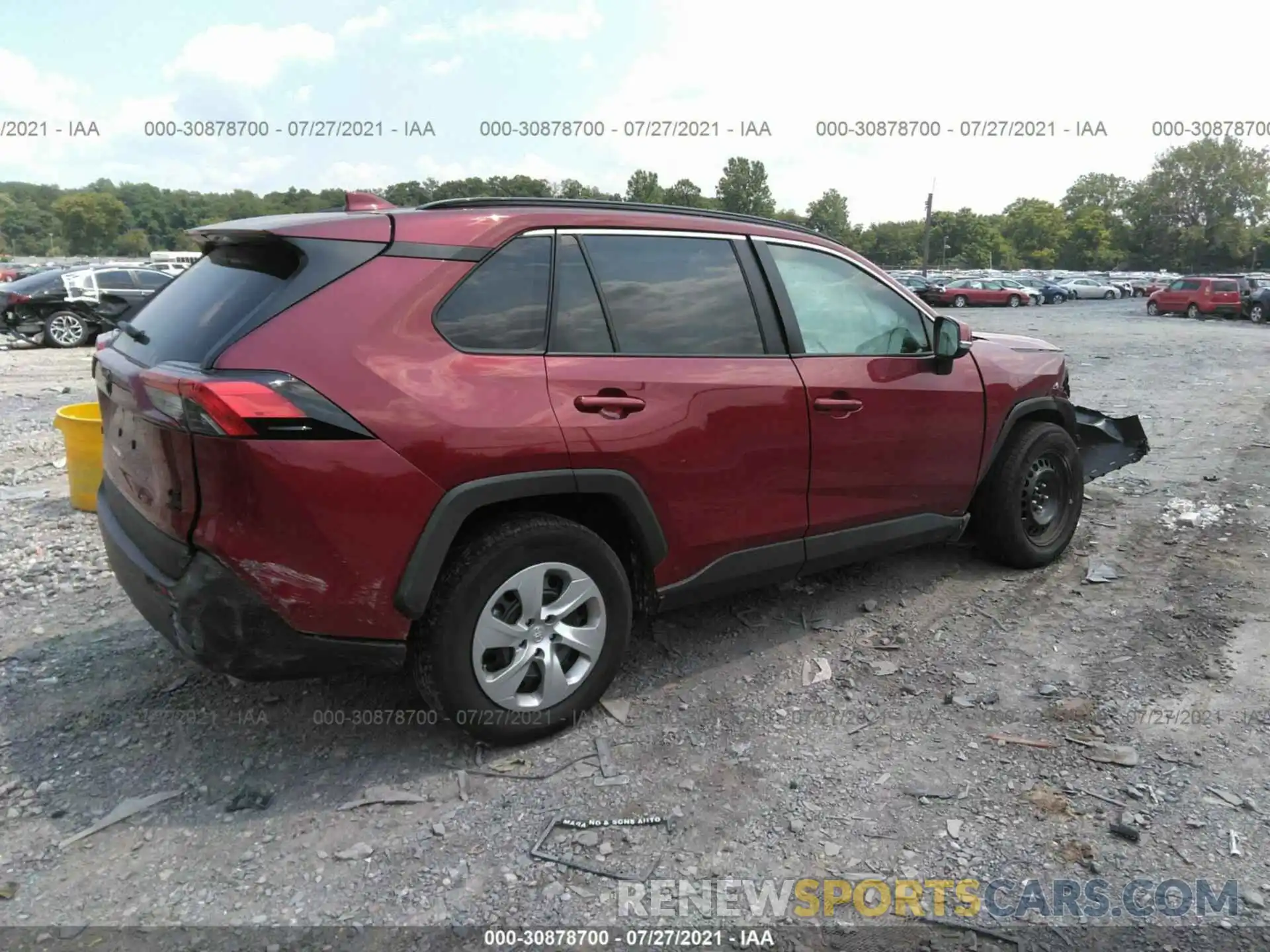 4 Photograph of a damaged car 2T3G1RFVXMW184304 TOYOTA RAV4 2021