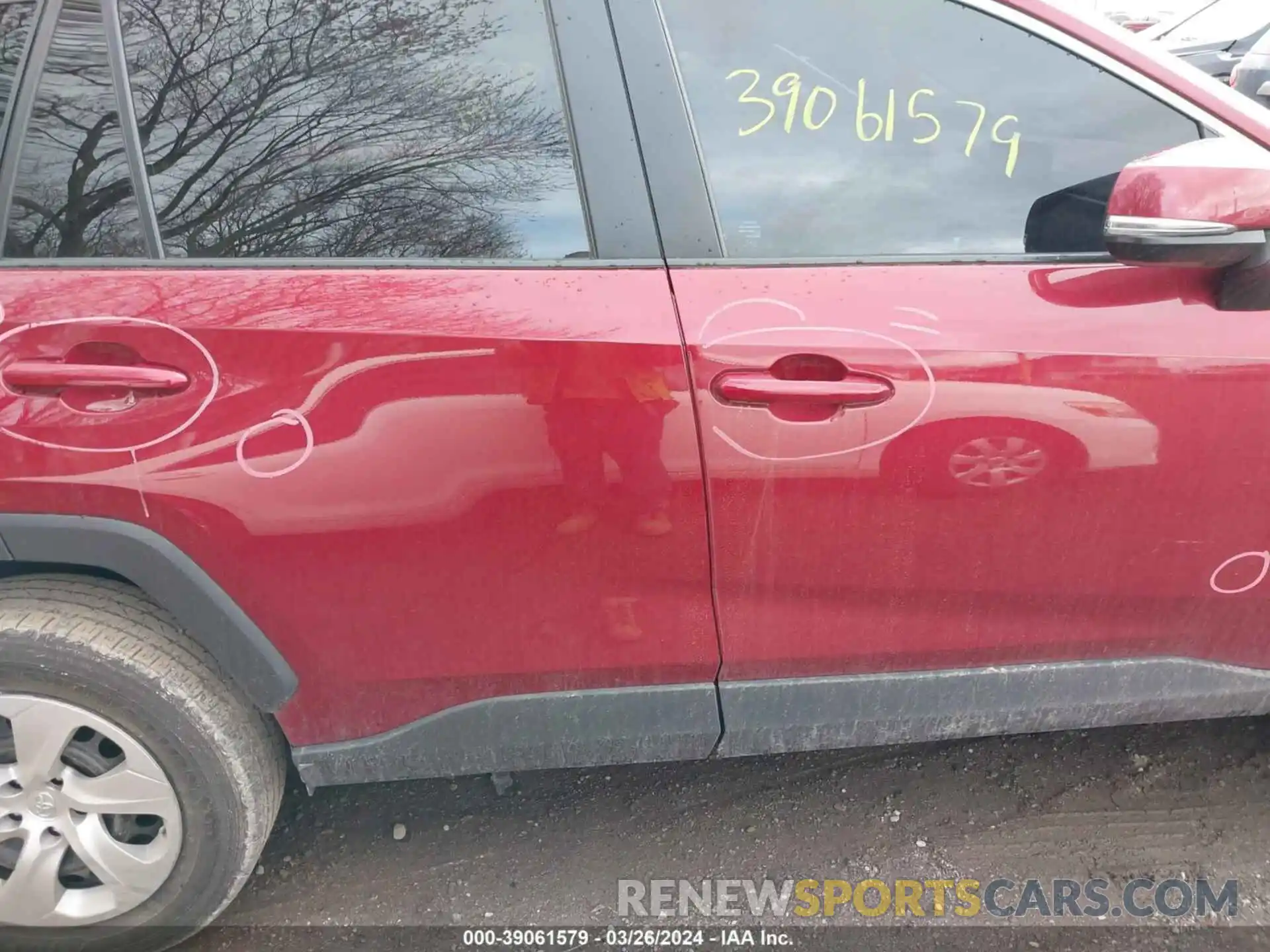 13 Photograph of a damaged car 2T3G1RFVXMW221089 TOYOTA RAV4 2021