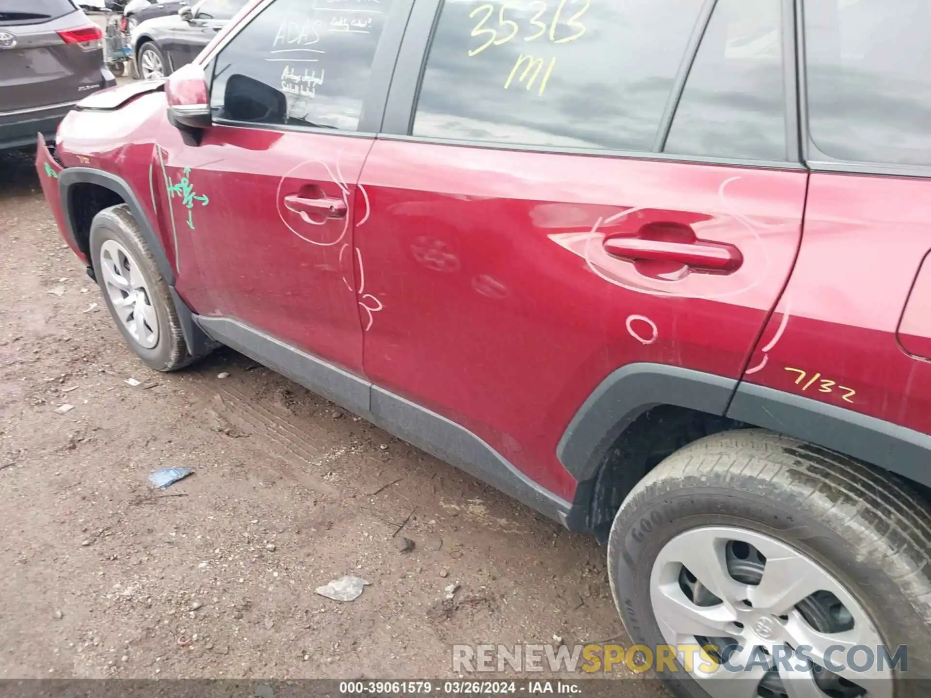 20 Photograph of a damaged car 2T3G1RFVXMW221089 TOYOTA RAV4 2021