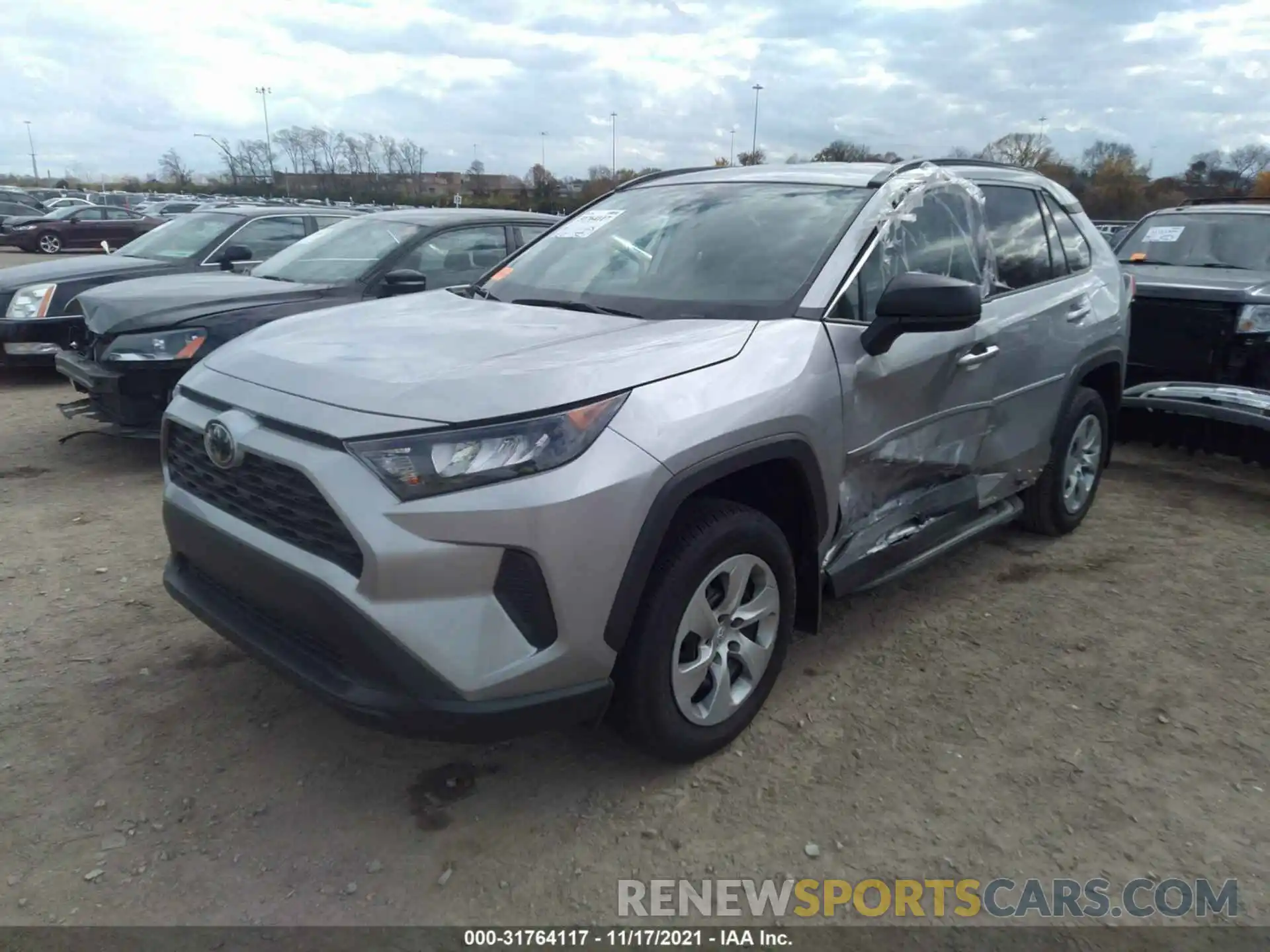 2 Photograph of a damaged car 2T3H1RFV0MC098909 TOYOTA RAV4 2021