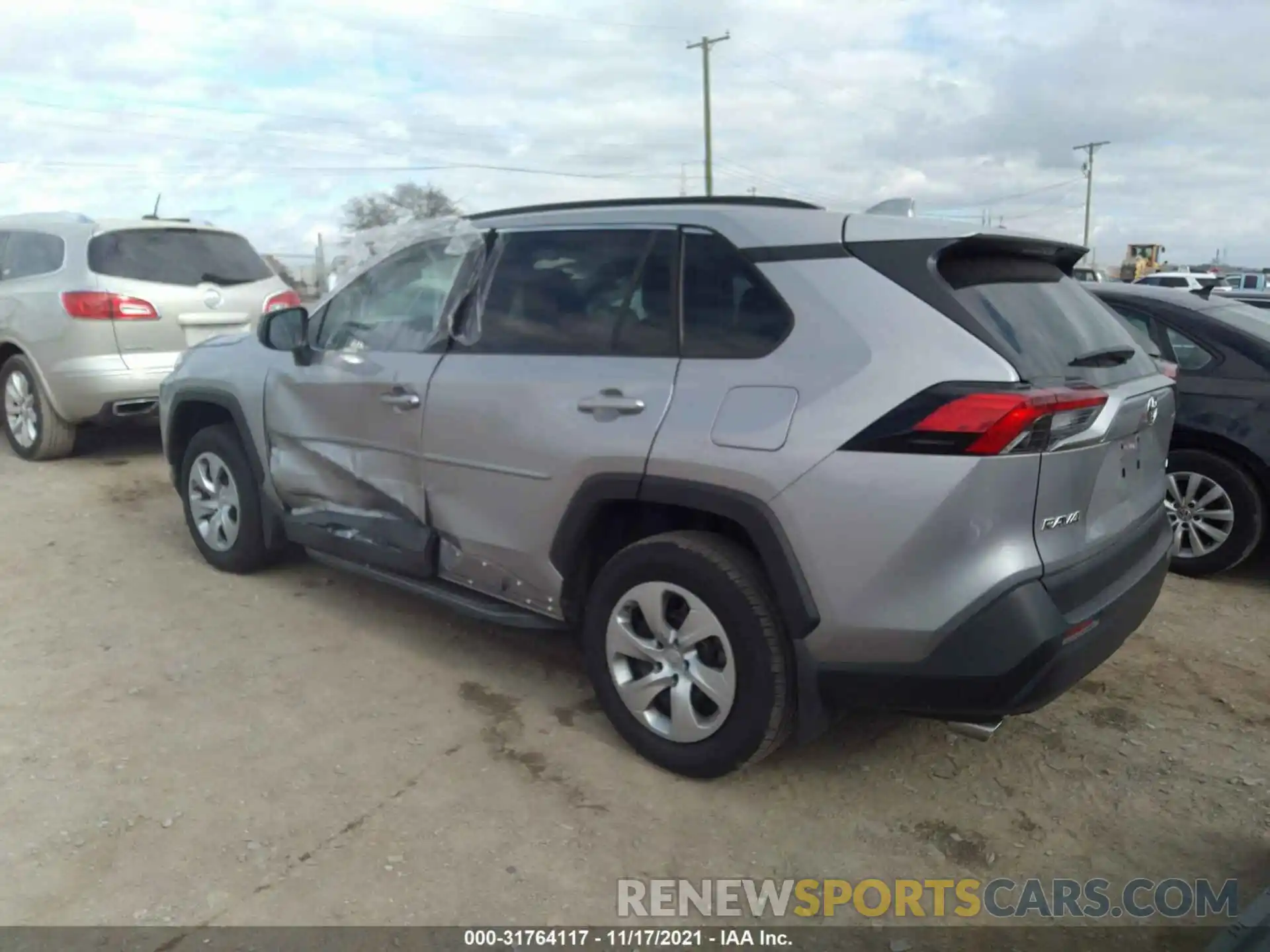 3 Photograph of a damaged car 2T3H1RFV0MC098909 TOYOTA RAV4 2021