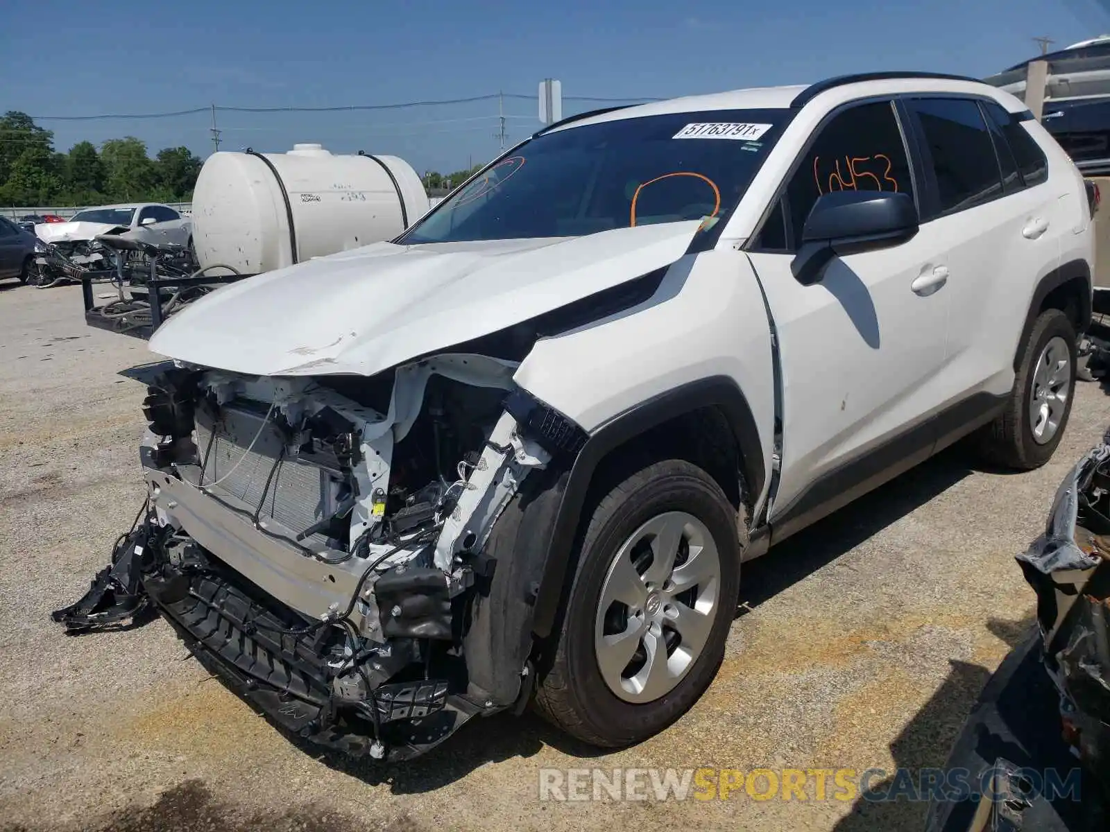 2 Photograph of a damaged car 2T3H1RFV0MC109813 TOYOTA RAV4 2021