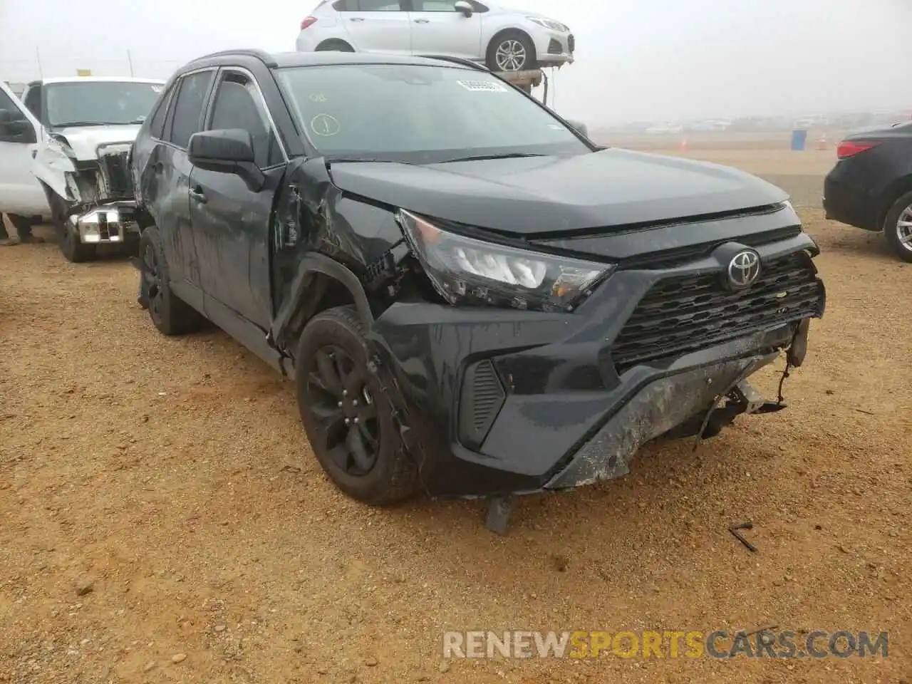 1 Photograph of a damaged car 2T3H1RFV0MC151849 TOYOTA RAV4 2021