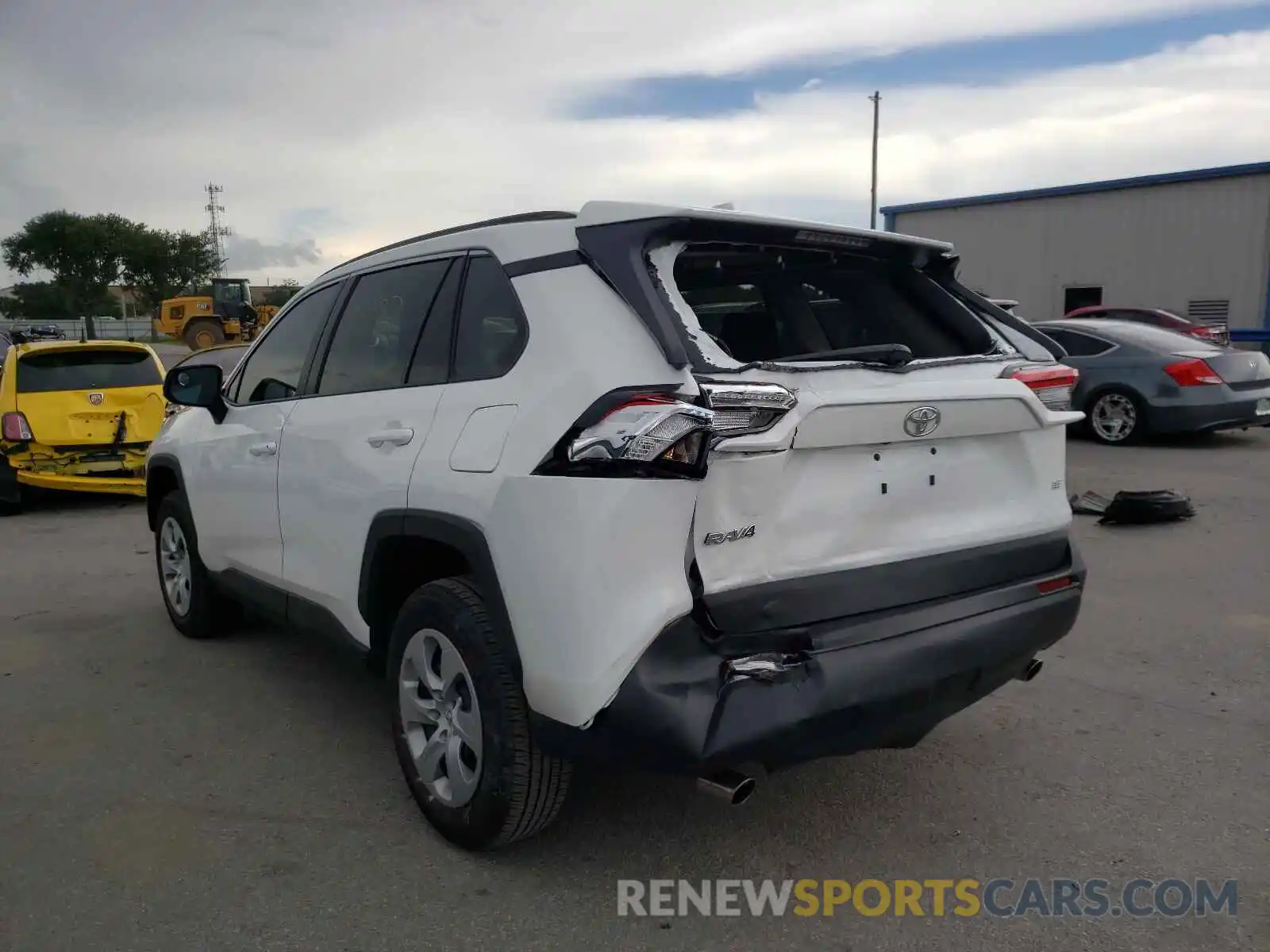 3 Photograph of a damaged car 2T3H1RFV0MW108403 TOYOTA RAV4 2021