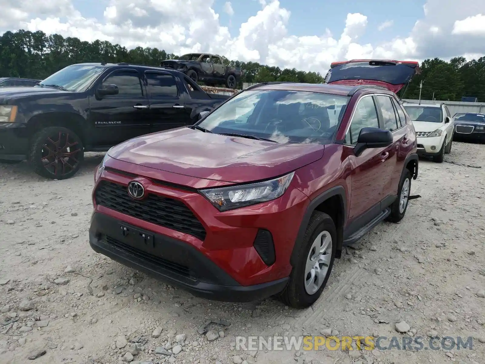 2 Photograph of a damaged car 2T3H1RFV0MW128084 TOYOTA RAV4 2021