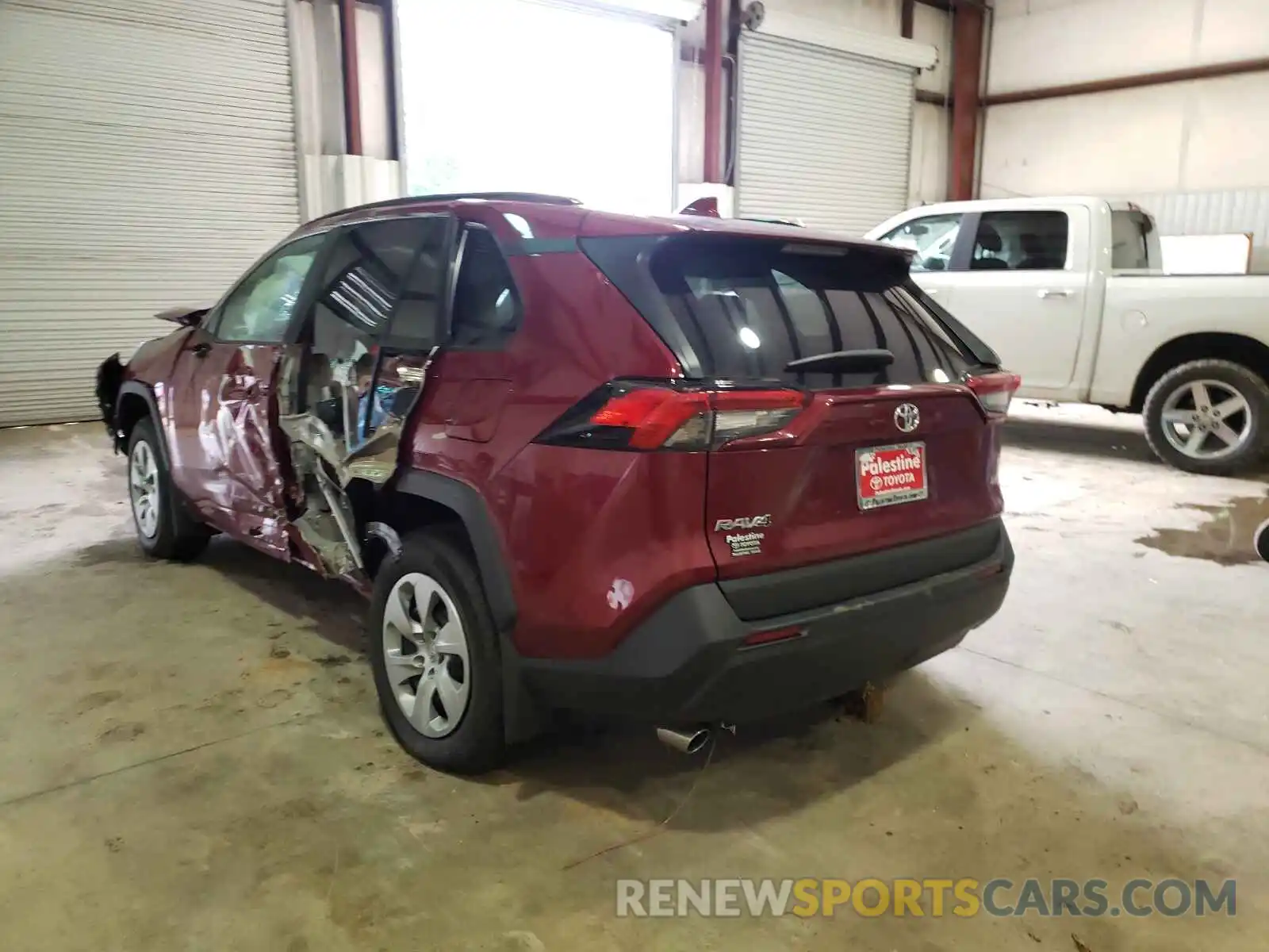 3 Photograph of a damaged car 2T3H1RFV0MW136489 TOYOTA RAV4 2021