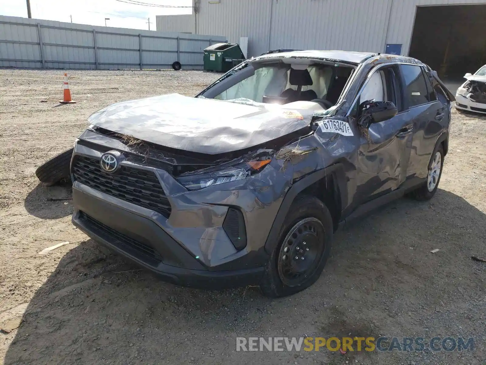 2 Photograph of a damaged car 2T3H1RFV0MW137111 TOYOTA RAV4 2021