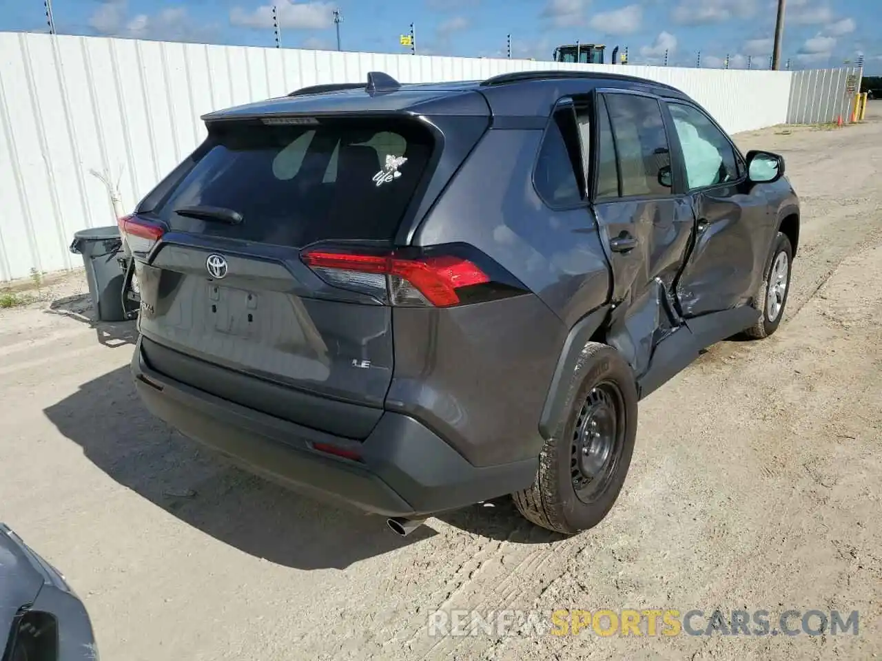 4 Photograph of a damaged car 2T3H1RFV0MW145709 TOYOTA RAV4 2021