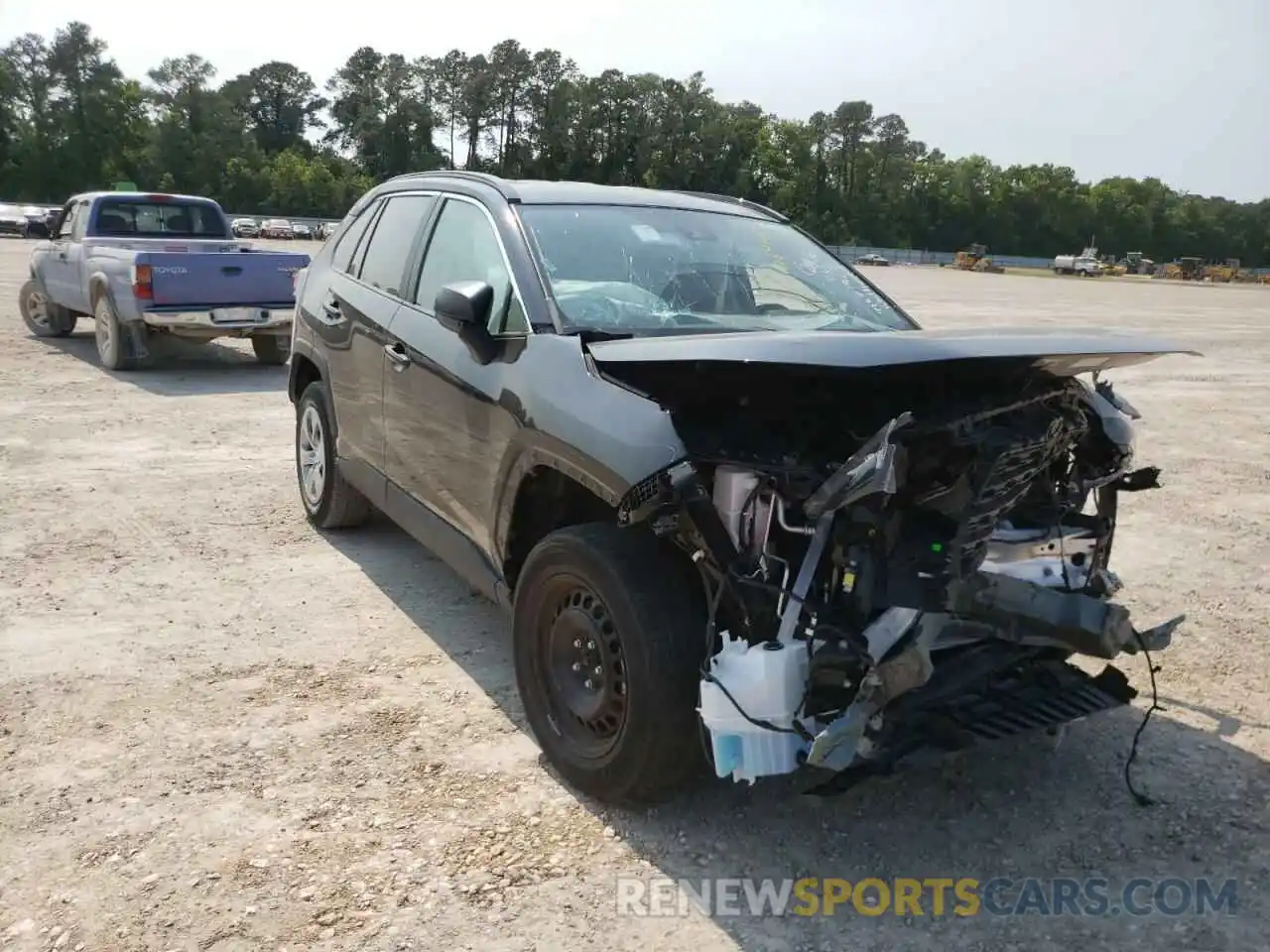 1 Photograph of a damaged car 2T3H1RFV0MW149968 TOYOTA RAV4 2021