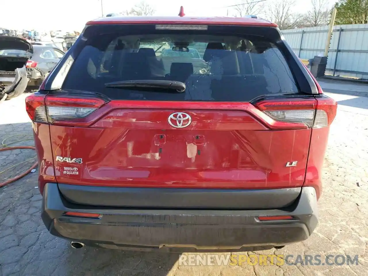 6 Photograph of a damaged car 2T3H1RFV0MW150747 TOYOTA RAV4 2021