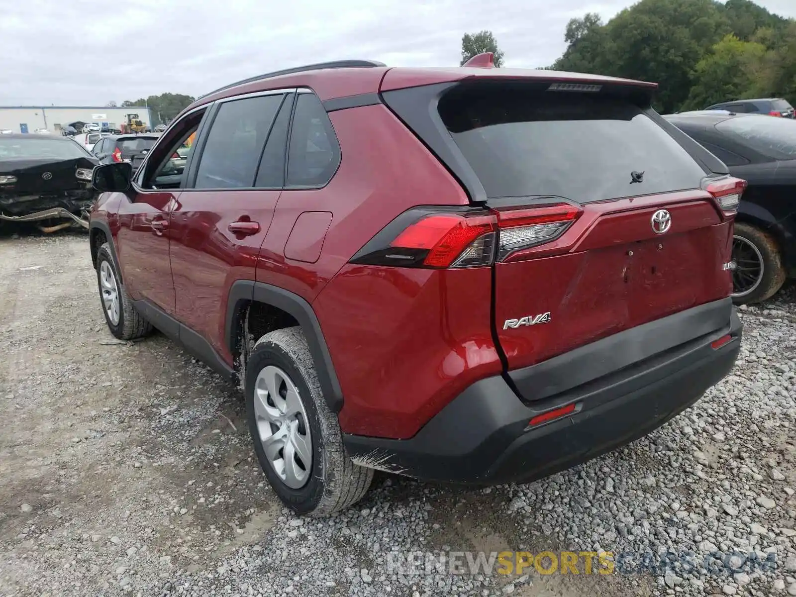 3 Фотография поврежденного автомобиля 2T3H1RFV0MW152093 TOYOTA RAV4 2021