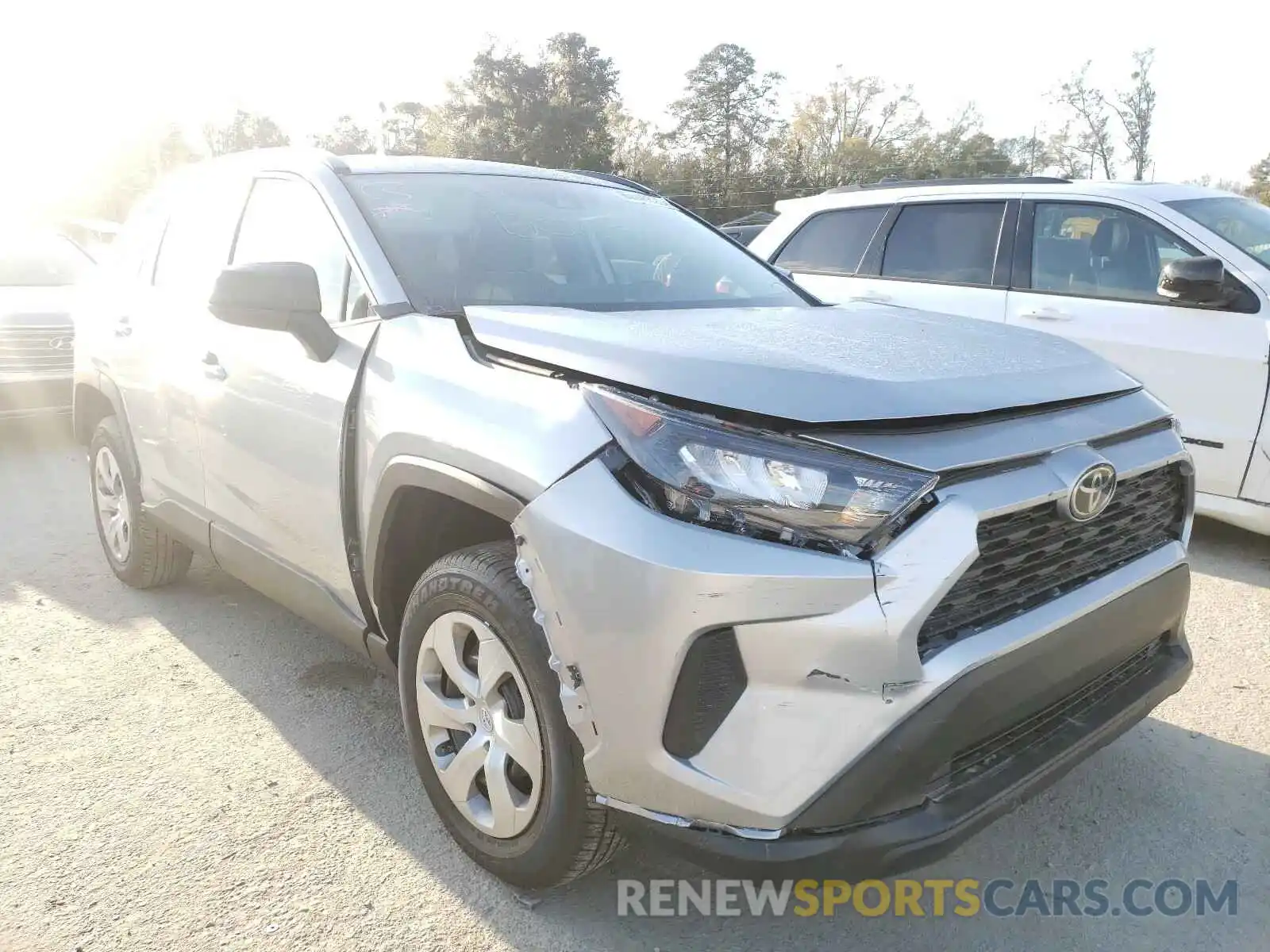 1 Photograph of a damaged car 2T3H1RFV1MC094206 TOYOTA RAV4 2021