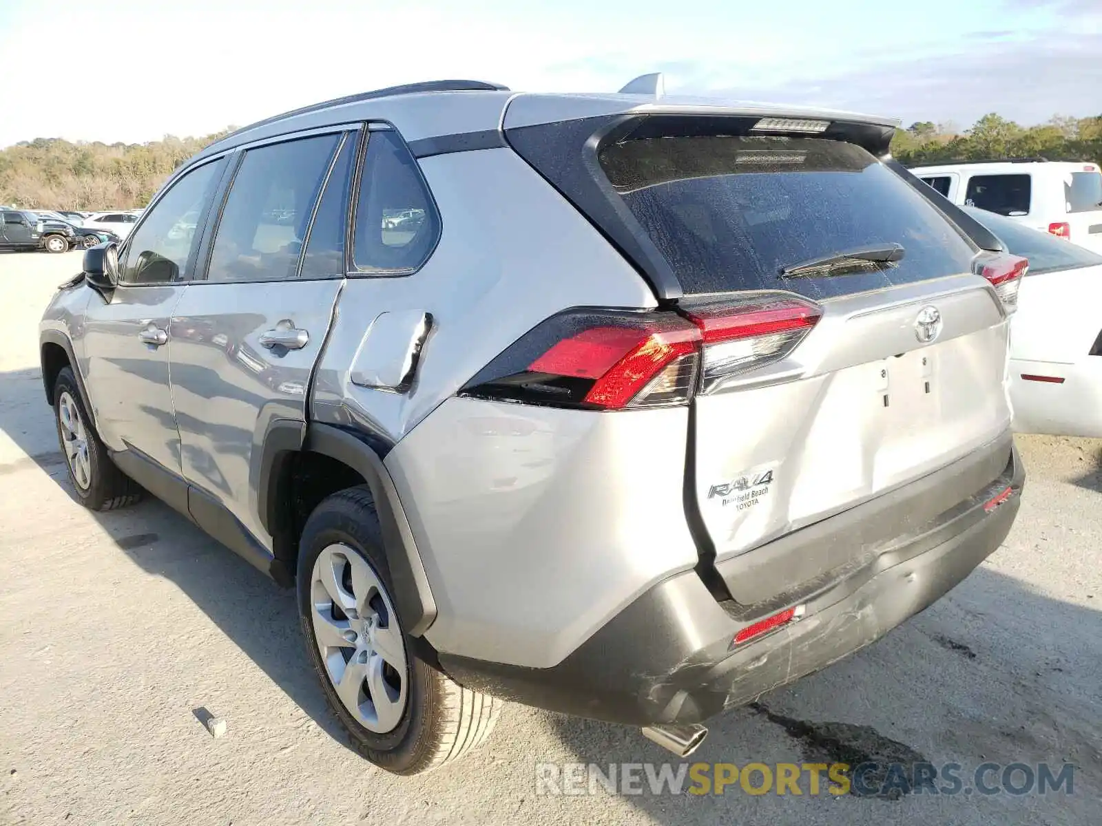 3 Photograph of a damaged car 2T3H1RFV1MC094206 TOYOTA RAV4 2021