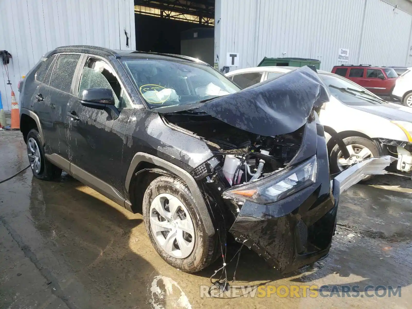 1 Photograph of a damaged car 2T3H1RFV1MC095629 TOYOTA RAV4 2021