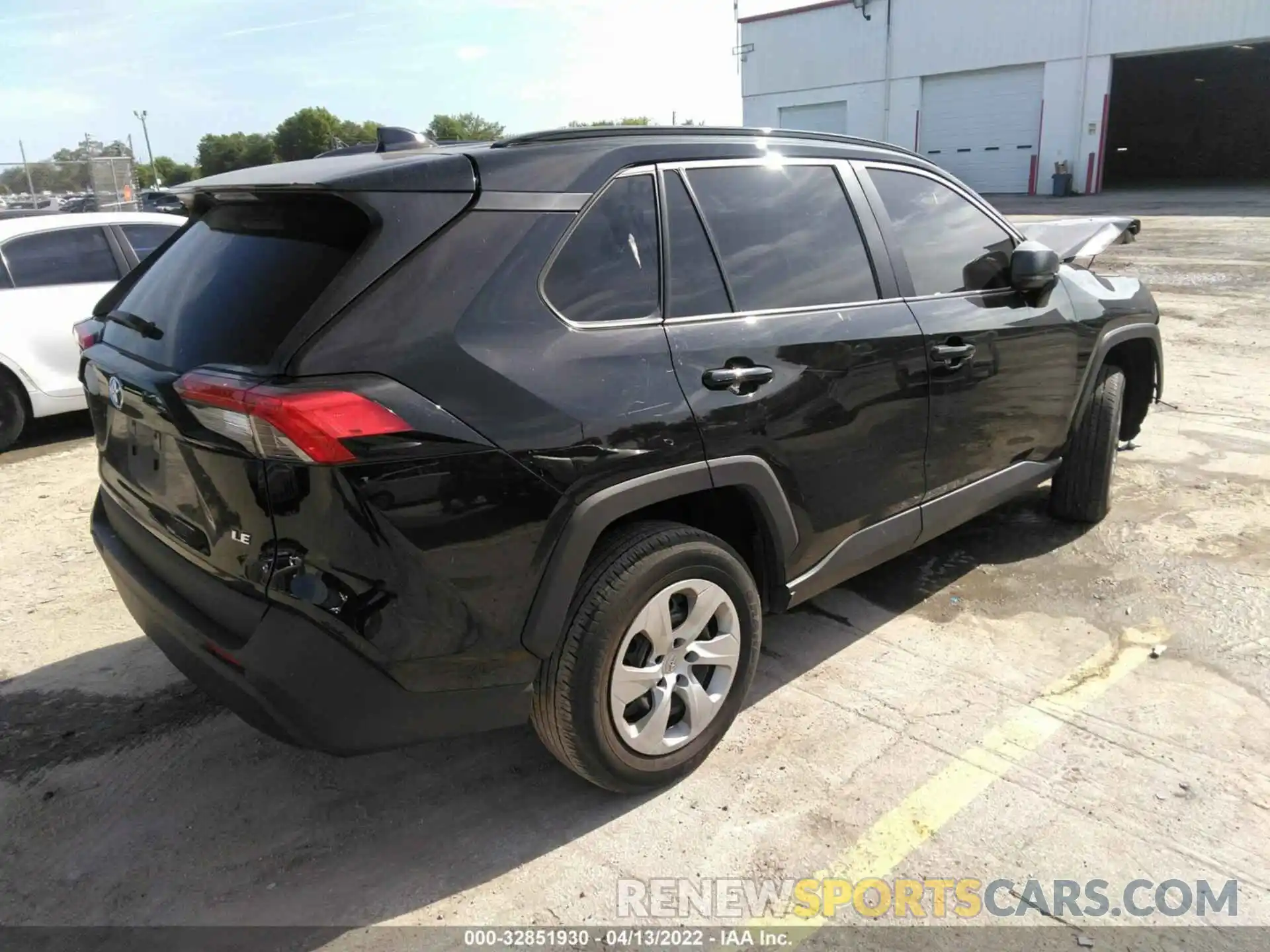 4 Фотография поврежденного автомобиля 2T3H1RFV1MC107598 TOYOTA RAV4 2021