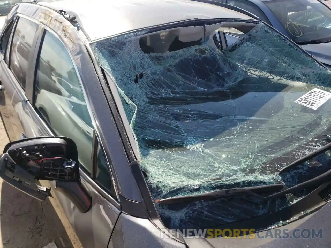 9 Photograph of a damaged car 2T3H1RFV1MC109030 TOYOTA RAV4 2021