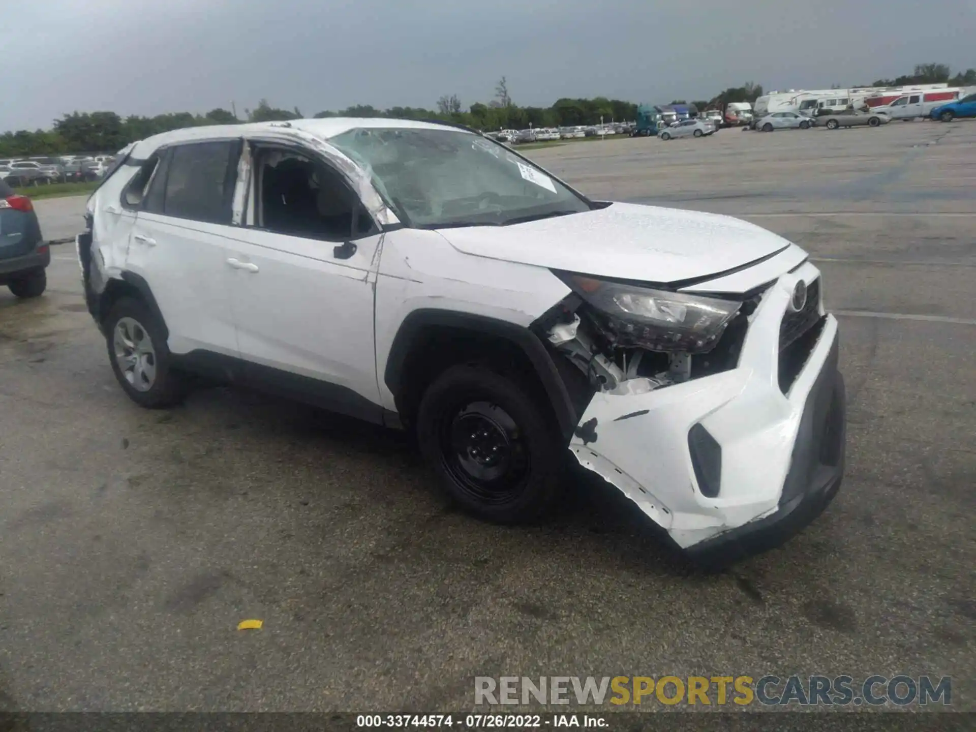 1 Photograph of a damaged car 2T3H1RFV1MC143632 TOYOTA RAV4 2021