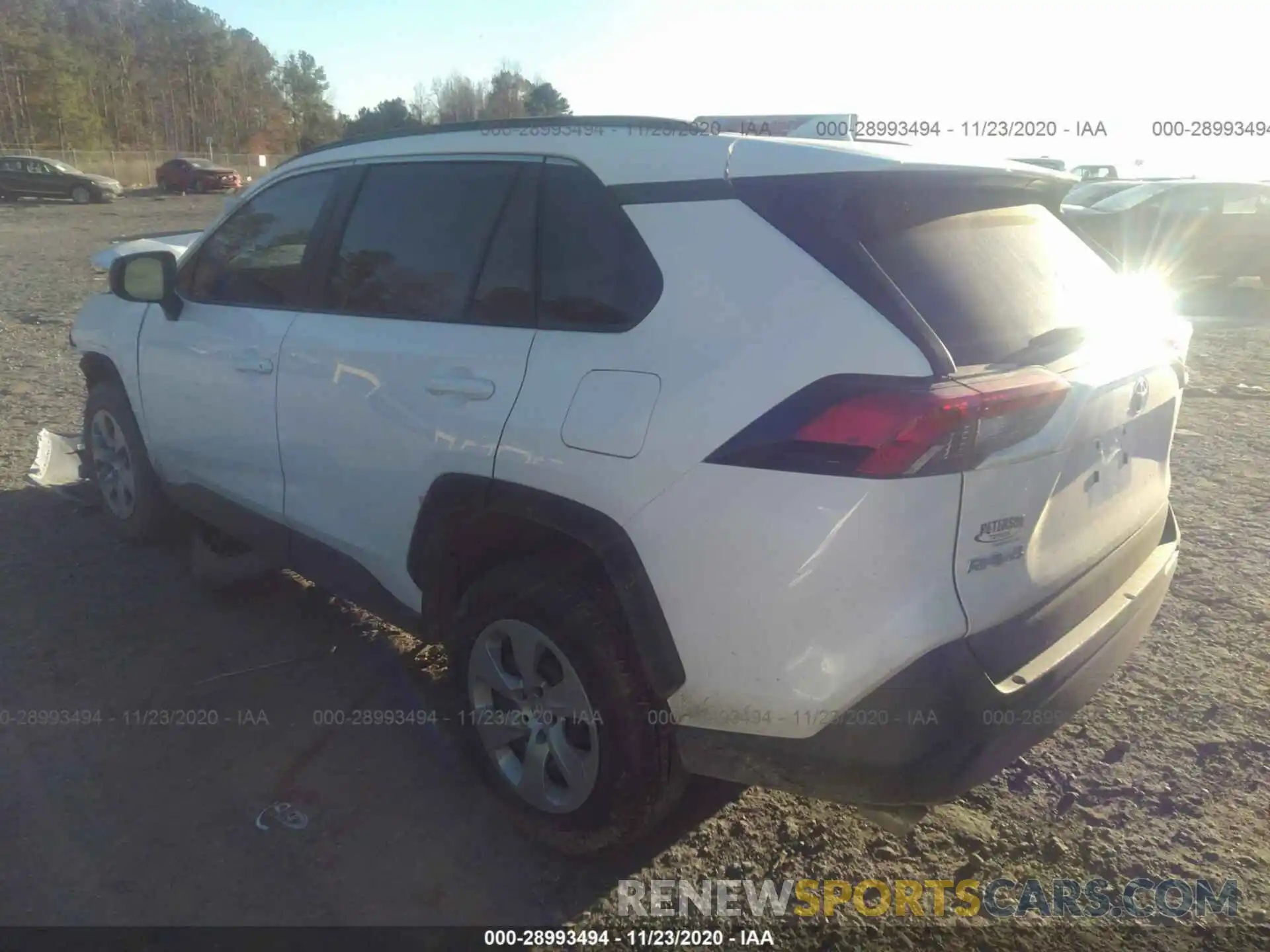 3 Photograph of a damaged car 2T3H1RFV1MW105011 TOYOTA RAV4 2021