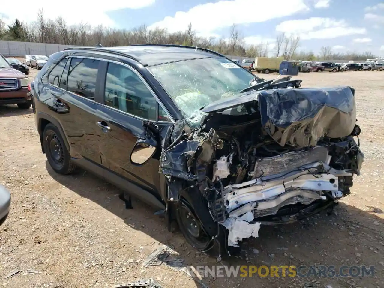 1 Photograph of a damaged car 2T3H1RFV1MW108765 TOYOTA RAV4 2021