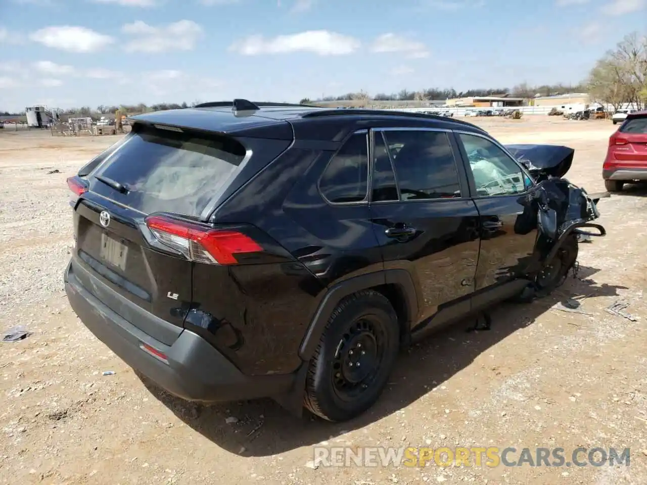 4 Photograph of a damaged car 2T3H1RFV1MW108765 TOYOTA RAV4 2021