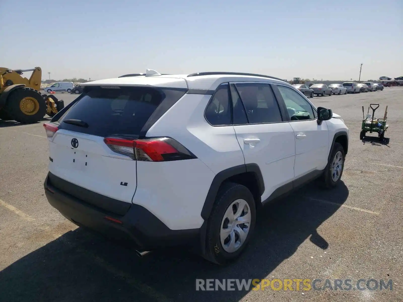 4 Photograph of a damaged car 2T3H1RFV1MW123847 TOYOTA RAV4 2021