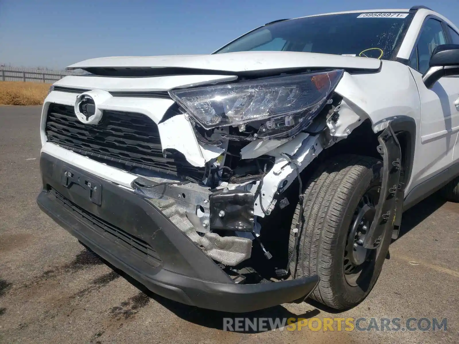 9 Photograph of a damaged car 2T3H1RFV1MW123847 TOYOTA RAV4 2021