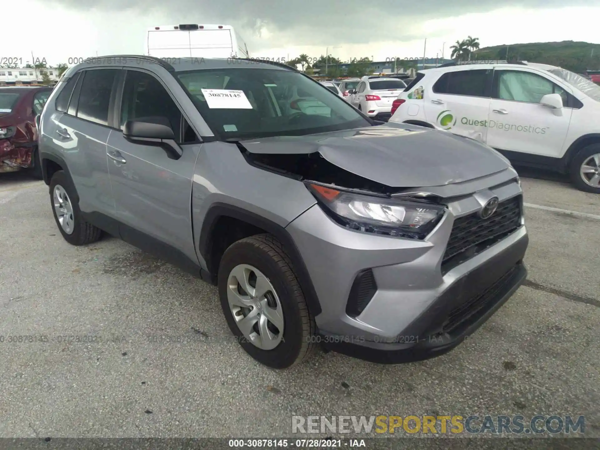 1 Photograph of a damaged car 2T3H1RFV1MW127817 TOYOTA RAV4 2021